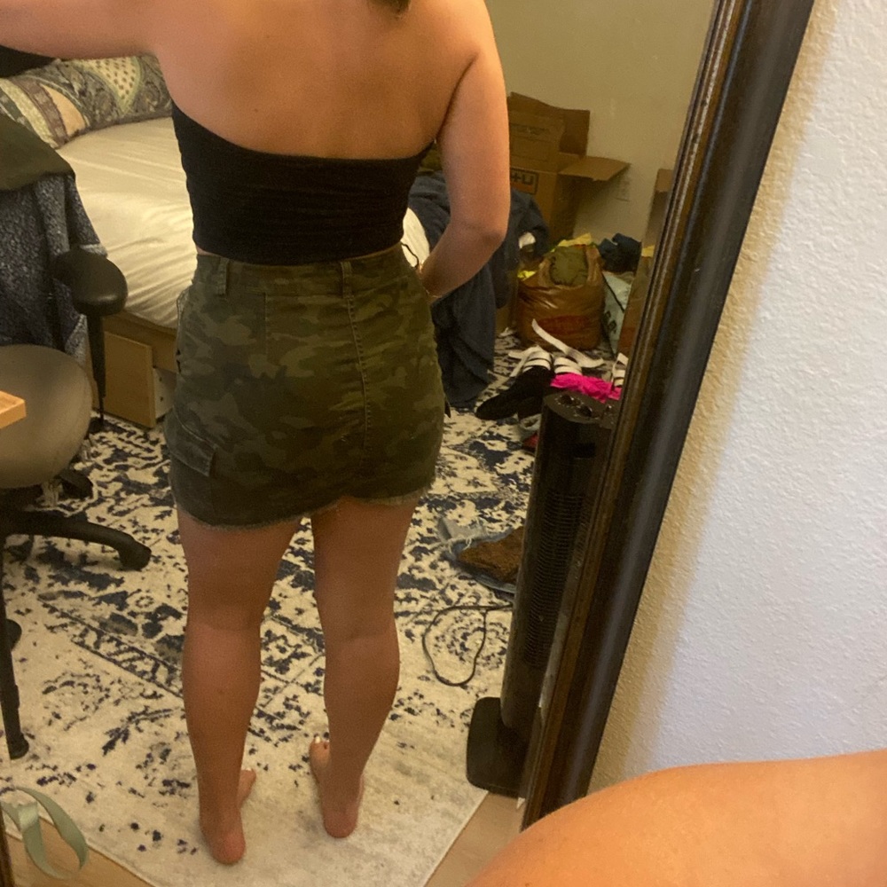 Camo print mini skirt! Very comfy